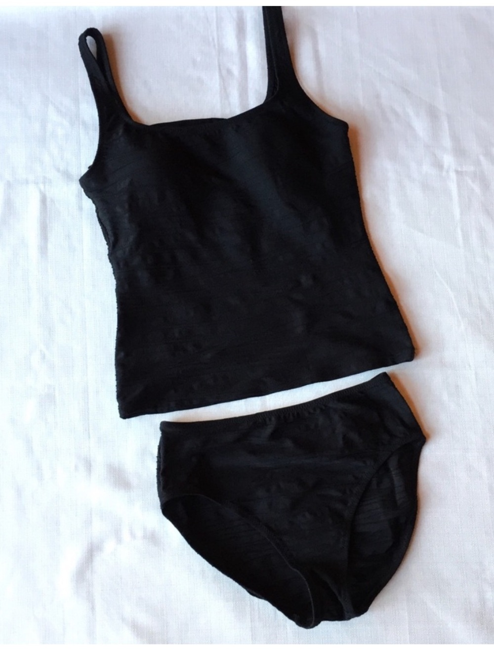 Gottex Profile 2pc swimsuit figure contouring black textured 177